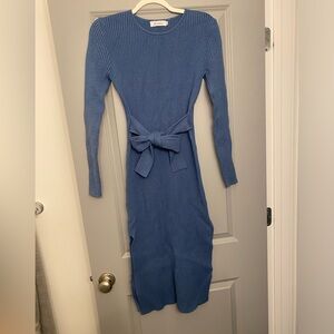 Midi knit tie dress blue size large